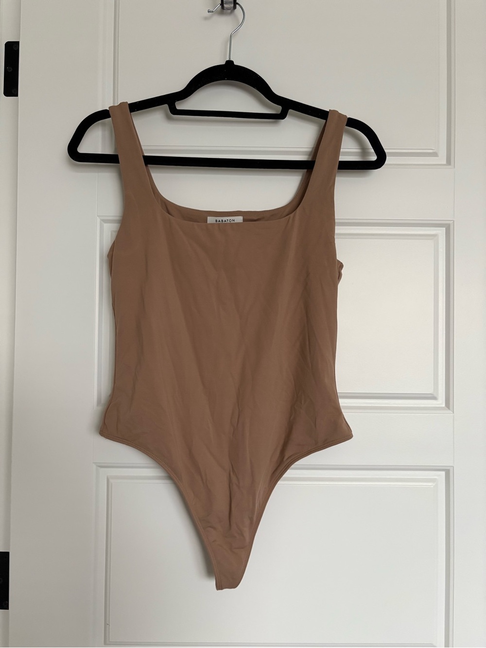 Babaton Contour Squareneck Bodysuit (L)